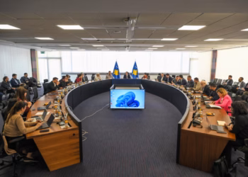 Kurti mbledh kabinetin qeveritar për dy ditë, synohet hartimi i programit qeverisës