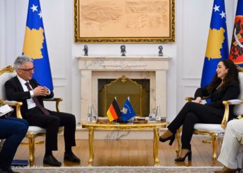 Osmani takon ambasadorin gjerman, theksohet partneriteti strategjik Kosovë-Gjermani