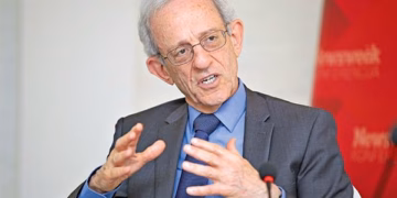 Serwer: Kush e dëgjon një vend që nuk mund të gjejë president?