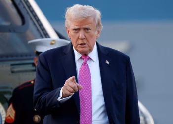 Trump kritikon Francën dhe Italinë për ndalimin e përdorimit të hapësirës ajrore për avionët ushtarakë amerikanë