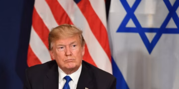 Trumpi mohon se Izraeli e shtyu SHBA-në në luftën me Iranin