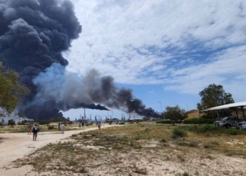 Irani njofton se një rafineri nafte në ishullin Lavan u sulmua pas shpalljes së armëpushimit