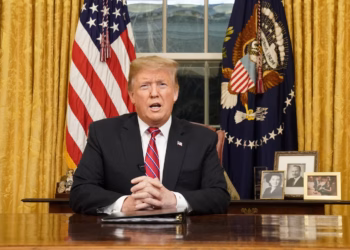 Trump i drejtohet kombit: Irani “nuk është më kërcënim”, por sulmet do të vazhdojnë