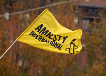 Amnesty International: Shtetet të ndalojnë menjëherë furnizimin me armë Izraelin
