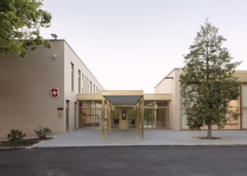 Zvicra thërret ambasadorin izraelit pas ligjit për dënimin me vdekje për të burgosurit palestinezë