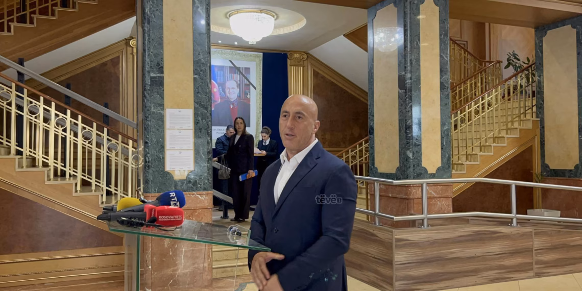 Haradinaj: VV-së nuk po i ngutet, sepse kryekuvendaren Haxhiu e do u.d të presidentes