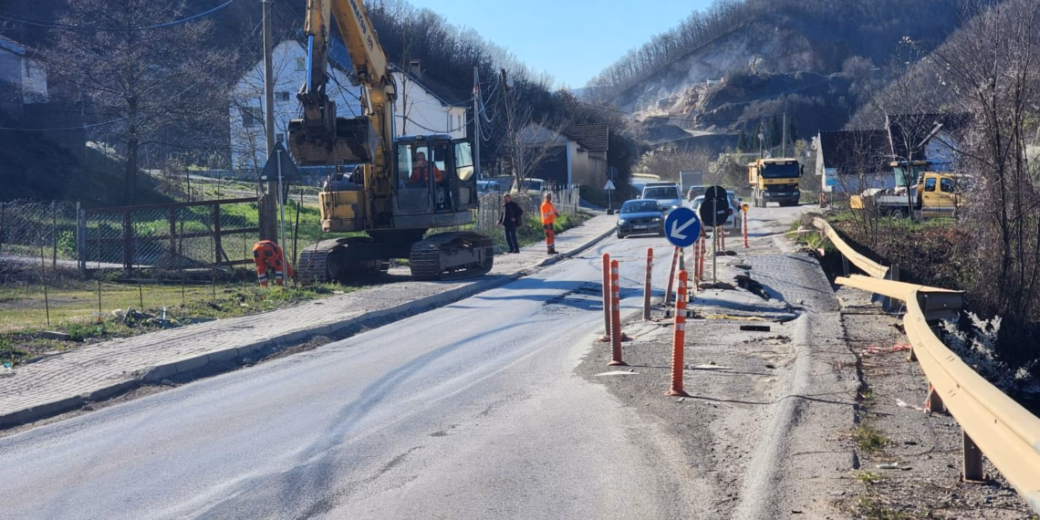 Nisin punimet për sanimin e rrugës në Carralevë