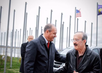 Hoxhaj për Eliot Engel: Mik i madh i Kosovës dhe zë i fuqishëm në SHBA