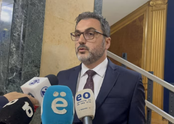 Gola: Feride Rushiti ishte propozim i Kurtit, ka përparësi në kuptimin e përkrahjes me votë