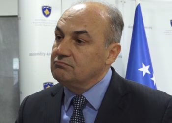 ​Hoxhaj: PDK-së nuk i duhet posti i kryeparlamentarit, Kurti po e dërgon vendin në zgjedhje