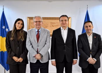 ​Prishtina International Theater Festival “Burbuqe Berisha” nga 18 deri më 24 maj, Kurti priti përfaqësuesit e tij
