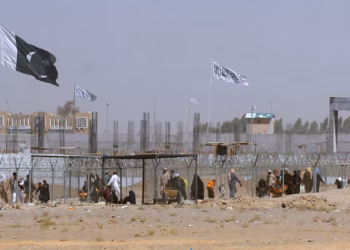 Armëpushimi afgano-pakistanez nën presion pas sulmit në universitet