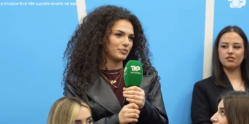 Protestat për gjuhën shqipe, studentja: S’ka ligj që na nënshtron