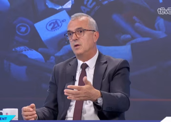 Dugolli: Opozitës ia dhamë mundësinë, nuk propozuan emra për president dhe nuk janë të sinqertë