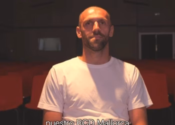 Muriqi befasohet nga Eto’o, e uron për rekordin te Mallorca