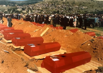 Kurti përkujton 27-vjetorin e ngjarjeve në Lubizhdë të Hasit: Dëshmi e gjenocidit dhe spastrimit etnik në Kosovë