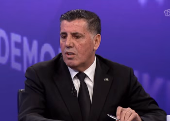 Haziri mohon marrëveshje LVV–LDK për ndarje postesh: Shkrimet janë të pavërteta