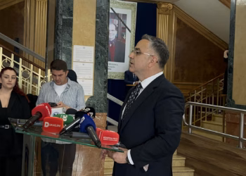 Tahiri: Seanca për presidentin me fol mes veti deputetët e LVV-së, nuk marrim pjesë