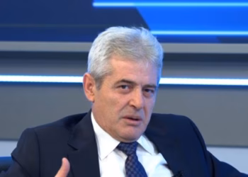 Ahmeti: Mu vendos në tavolinë ndarja e Maqedonisë, por nuk ishte zgjidhje e mirë, do kishte luftë për territore