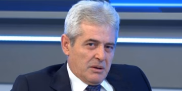 Ahmeti: Mu vendos në tavolinë ndarja e Maqedonisë, por nuk ishte zgjidhje e mirë, do kishte luftë për territore