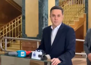 Abdixhiku përmend Vjosa Osmanin si opsion të propozuar nga LDK, kërkon marrëveshje politike me Kurtin