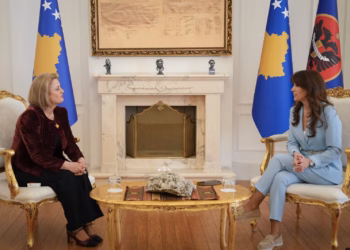 Haxhiu garanton mbështetje për të mbijetuarit e dhunës seksuale gjatë luftës