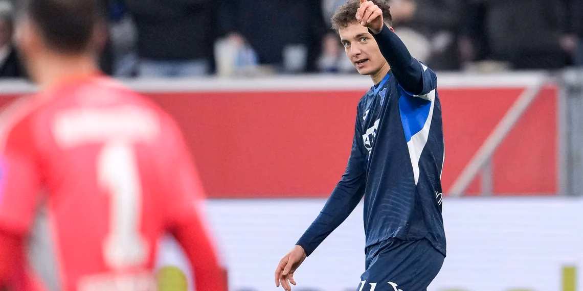 Intervistë e Fisnik Asllanit për sekretet e formës së tij dhe krenarinë për përfaqësimin e Kosovës