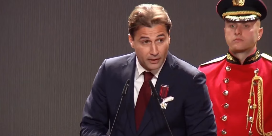 Samiti i IV i Diasporës, dekorohen disa nga personalitetet shqiptare më të spikatura në botë