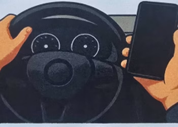 Brenda një muaji, 295 gjoba për përdorim telefoni gjatë vozitjes në Ferizaj