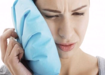 Si ta ndaloni dhimbjen e dhëmbit në pak sekonda?