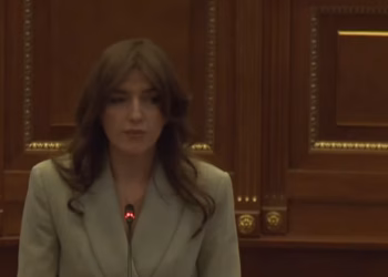 Haxhiu: Në demokracinë parlamentare mund të ketë dallime politike, por s’duhet shkelur rendi kushtetues