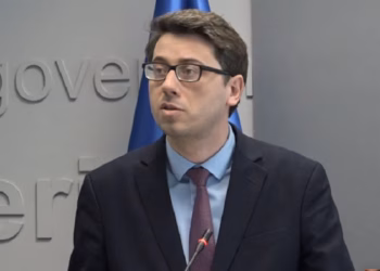 Murati tregon kur dalin pagat e 13-ta për lehonat