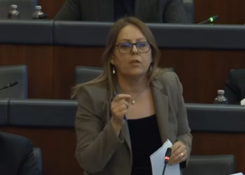 Debat i rreptë e Hykmete Bajramit me ministrat Kusari- Lila dhe Vitia