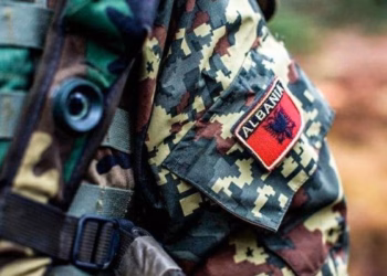 Rama ndan pamje nga stërvitja e Forcave Speciale