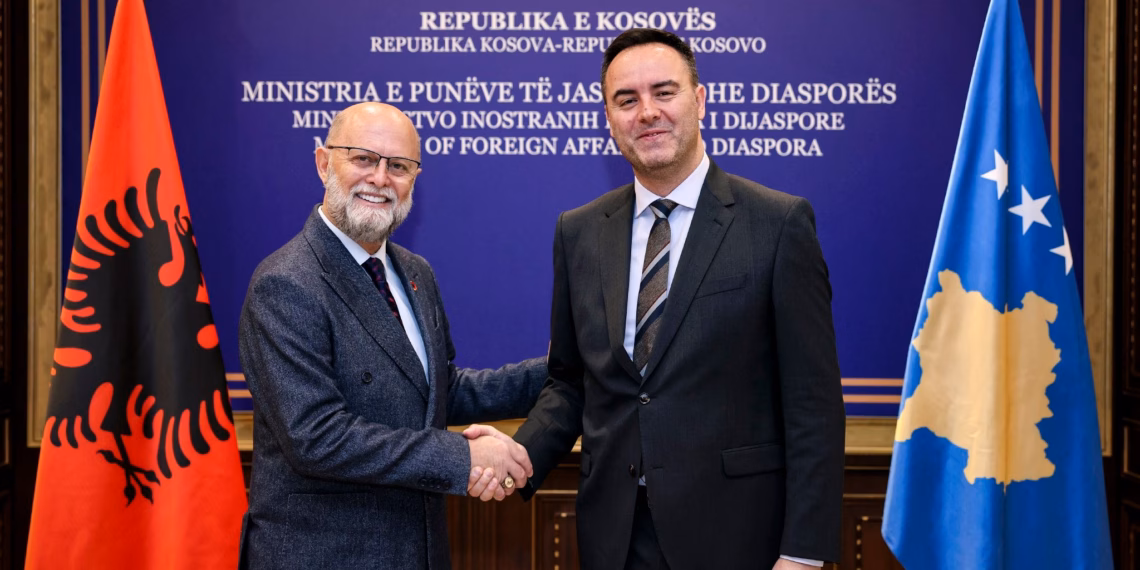 Konjufca dhe ambasadori Malaj diskutojnë thellimin e bashkëpunimit Kosovë-Shqipëri