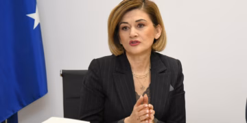 Kusari-Lila në Hagë: Kosova si ekonomi dinamike po përmirëson klimën e investimeve