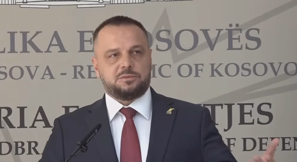 Maqedonci pas takimit me homologun shqiptar: Diskutuam bashkëpunimin në industrinë e mbrojtjes