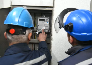 MINTI shqipton gjoba ndaj KEDS-it për njehsorët me afat të skaduar të verifikimit