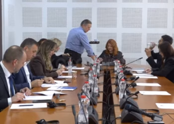 Përplasje të ashpra për ekspozitën në komisionin për të drejtat e njeriut