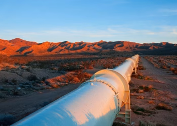 Arabia Saudite rikthen plotësisht funksionimin e tubacionit kryesor të naftës