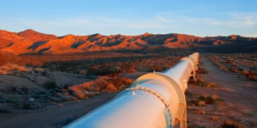 Arabia Saudite rikthen plotësisht funksionimin e tubacionit kryesor të naftës