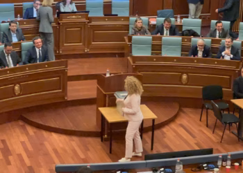 Dita vendimtare për presidentin, vazhdon seanca e cilësuar si jokushtetuese
