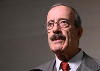 Hamza ngushëllon për vdekjen e Eliot Engel: Ishte zëri i drejtësisë për ne në ShBA