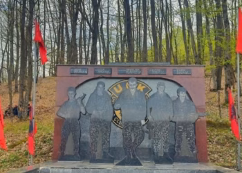 Me vetflijim, Shkëlzeni me shokë i shpëtuan civilët nga masakrimi