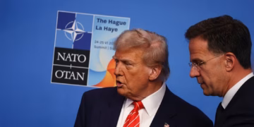 Trump pret Rutten në SHBA mes kërcënimeve për largim nga NATO