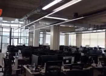 Aksioni ndaj Call Center-ave në Tiranë, SPAK: Rreth 2 milionë euro dëme ndaj qytetarëve francezë, ndalohet 1 shqiptar