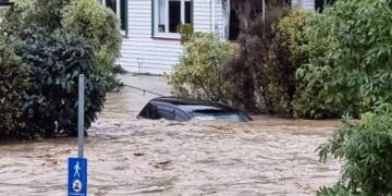 Përmbytje të mëdha në Zelandën e Re, shpallet gjendja e jashtëzakonshme