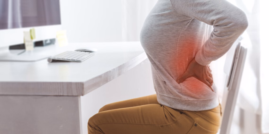 Qëndrimi i gjatë ulur rrit rrezikun për sëmundje