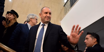 Radev fiton zgjedhjet në Bullgari, liderët evropianë premtojnë bashkëpunim
