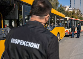 Sulmohet inspektori i Komunës së Prishtinës, tre të dyshuarit në arrati